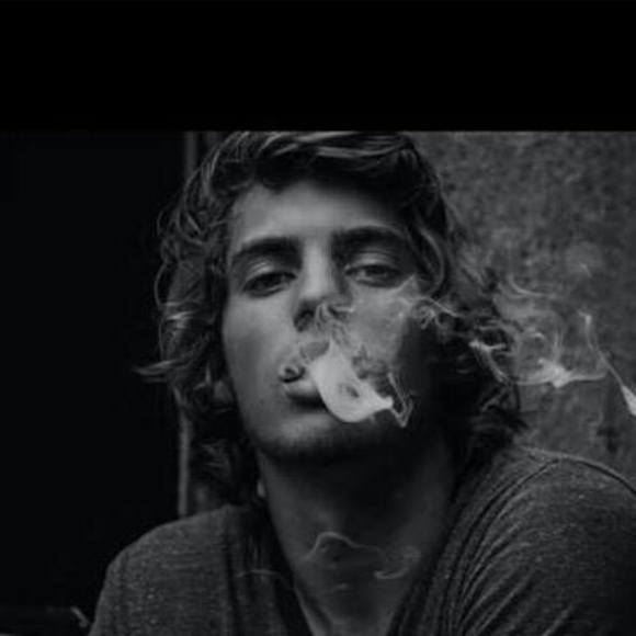 Meet your Posher, Andrew - Picture 1 of 1